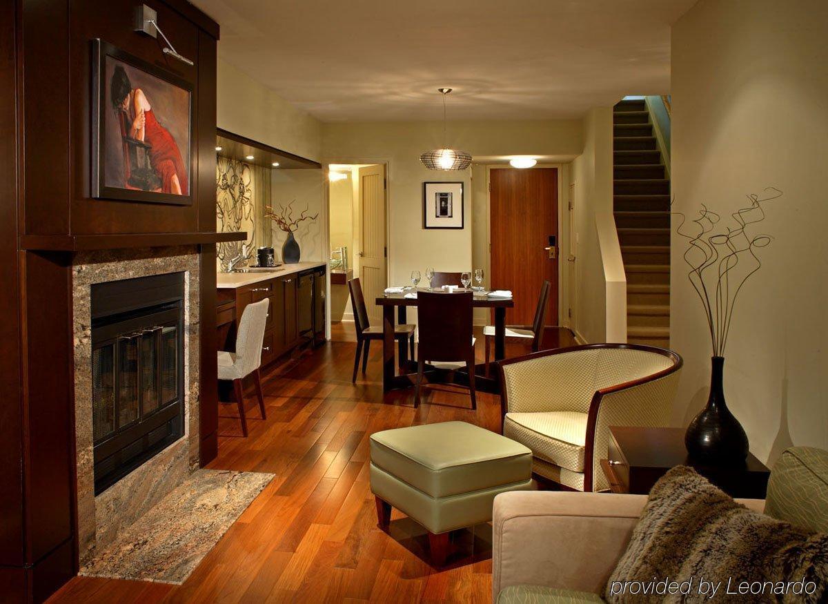 Taboo Muskoka Hotel Gravenhurst Interior foto