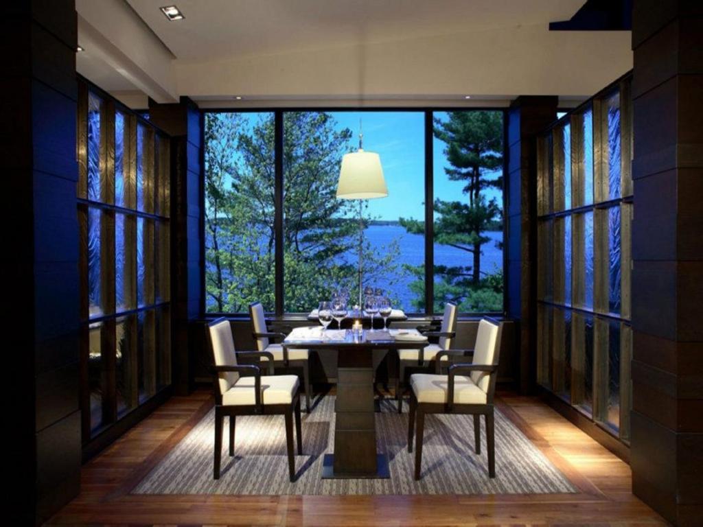 Taboo Muskoka Hotel Gravenhurst Exterior foto