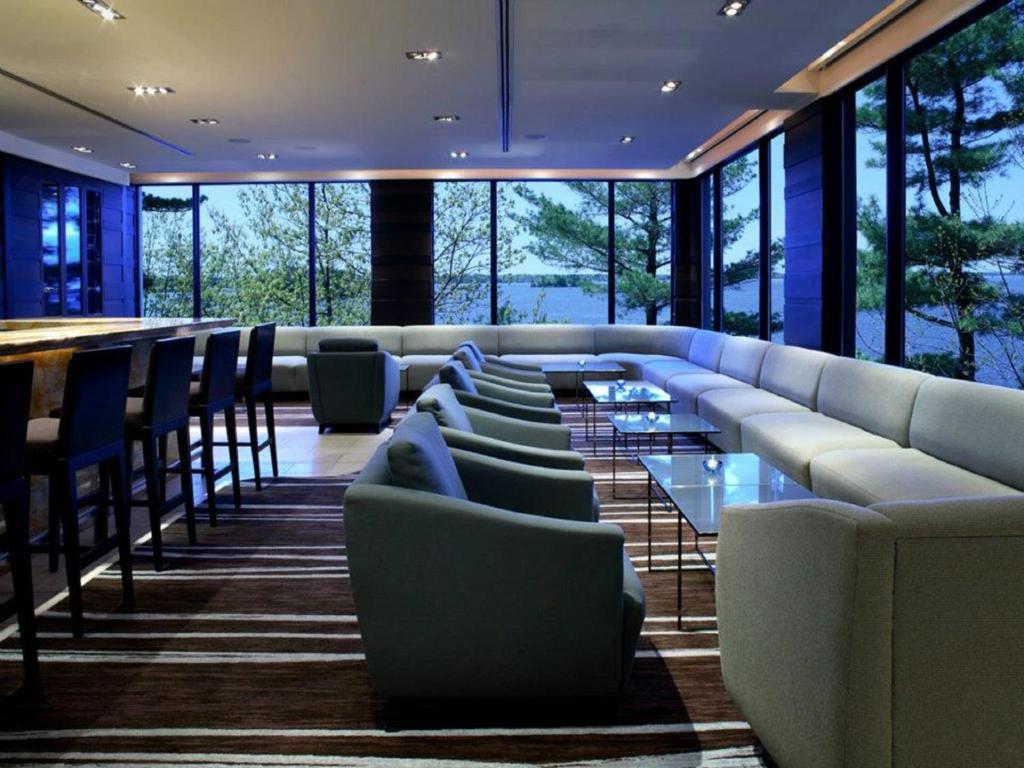 Taboo Muskoka Hotel Gravenhurst Exterior foto