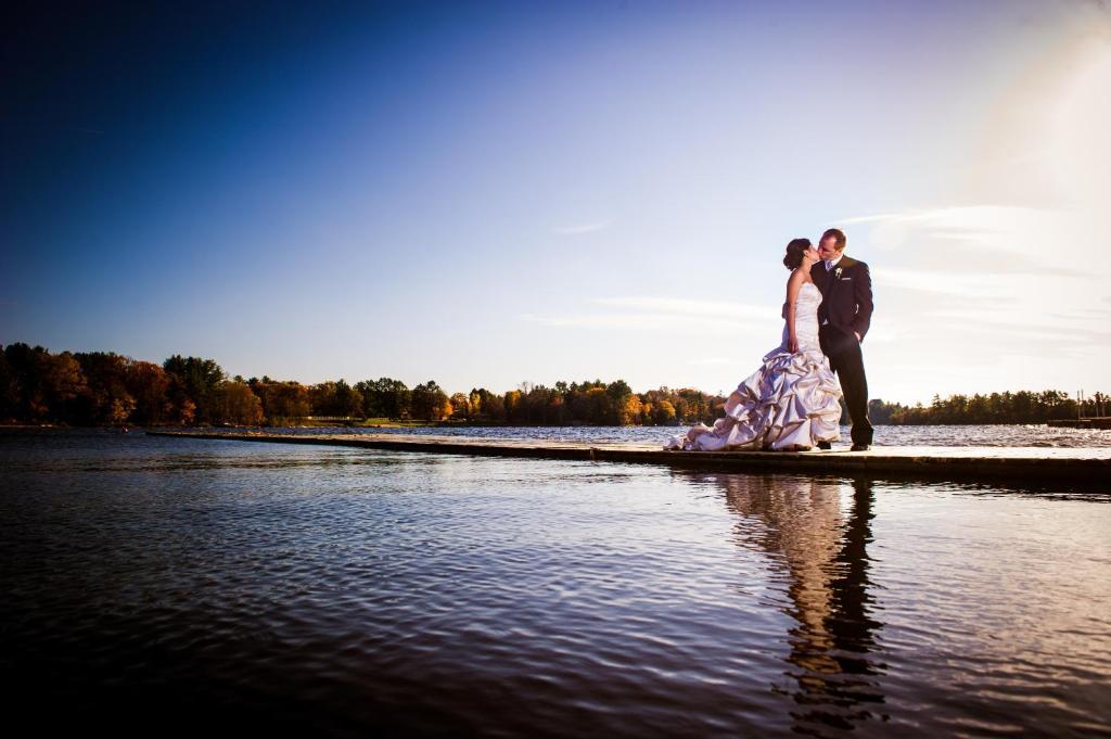 Taboo Muskoka Hotel Gravenhurst Exterior foto