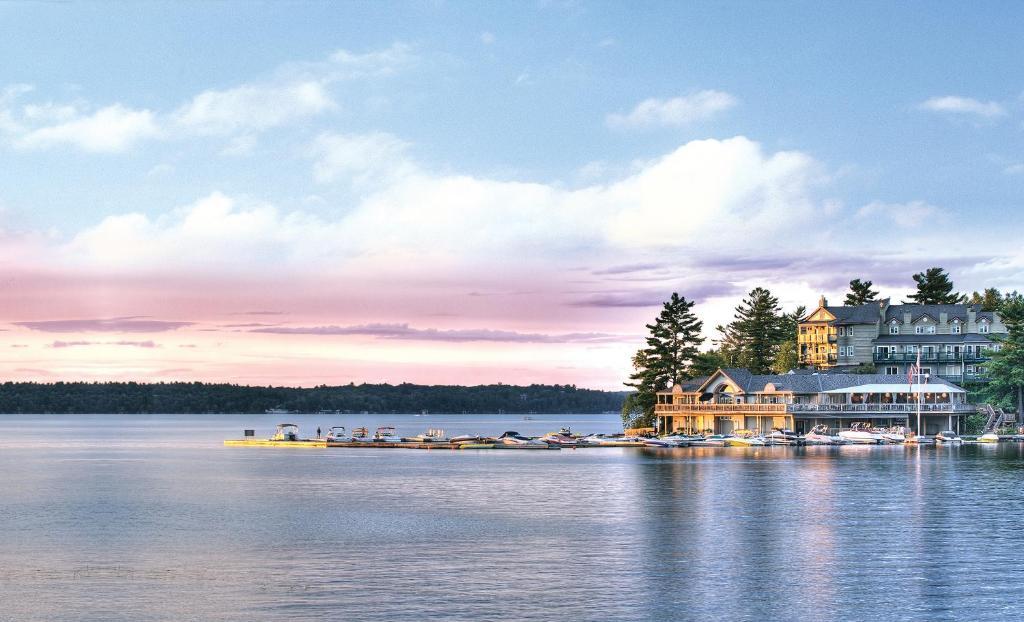 Taboo Muskoka Hotel Gravenhurst Exterior foto